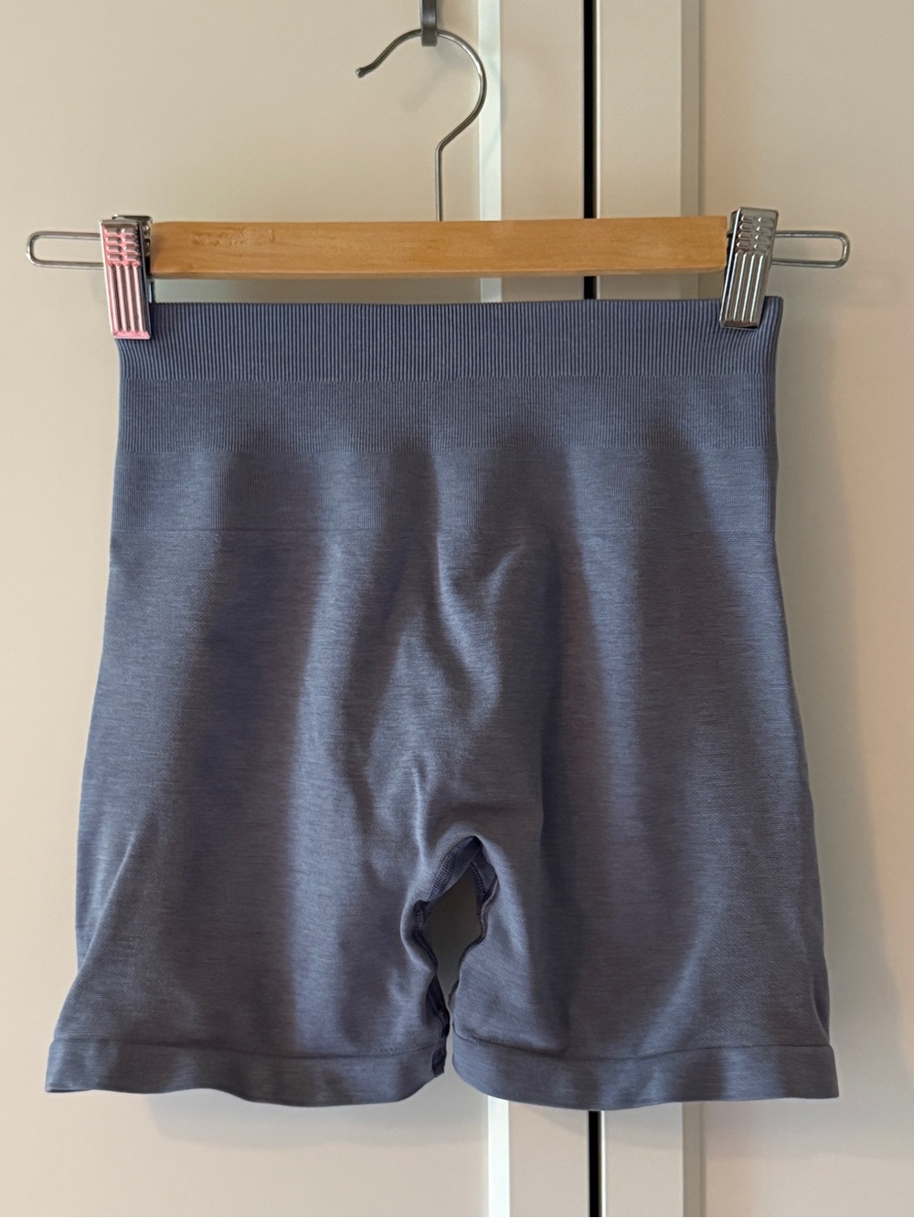 Alphalete Amplify Shorts washed denim 4.5 “ small
